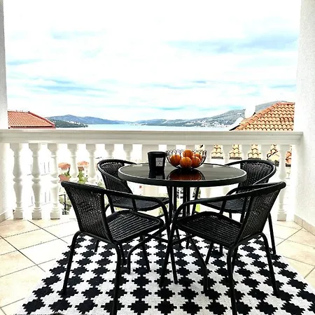 Apartments Imperium Trogir Extérieur photo
