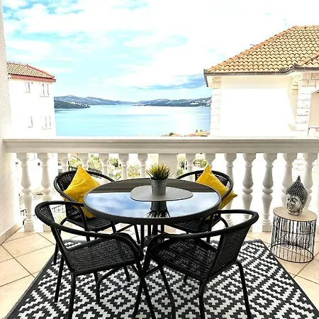 Apartments Imperium Trogir Extérieur photo