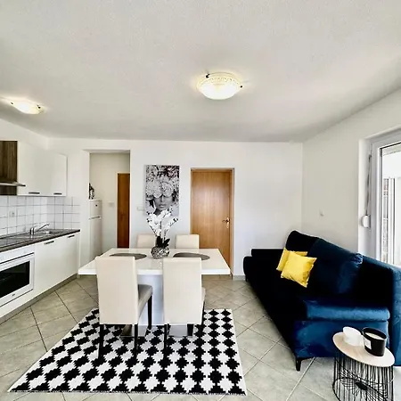 Apartments Imperium Trogir Extérieur photo